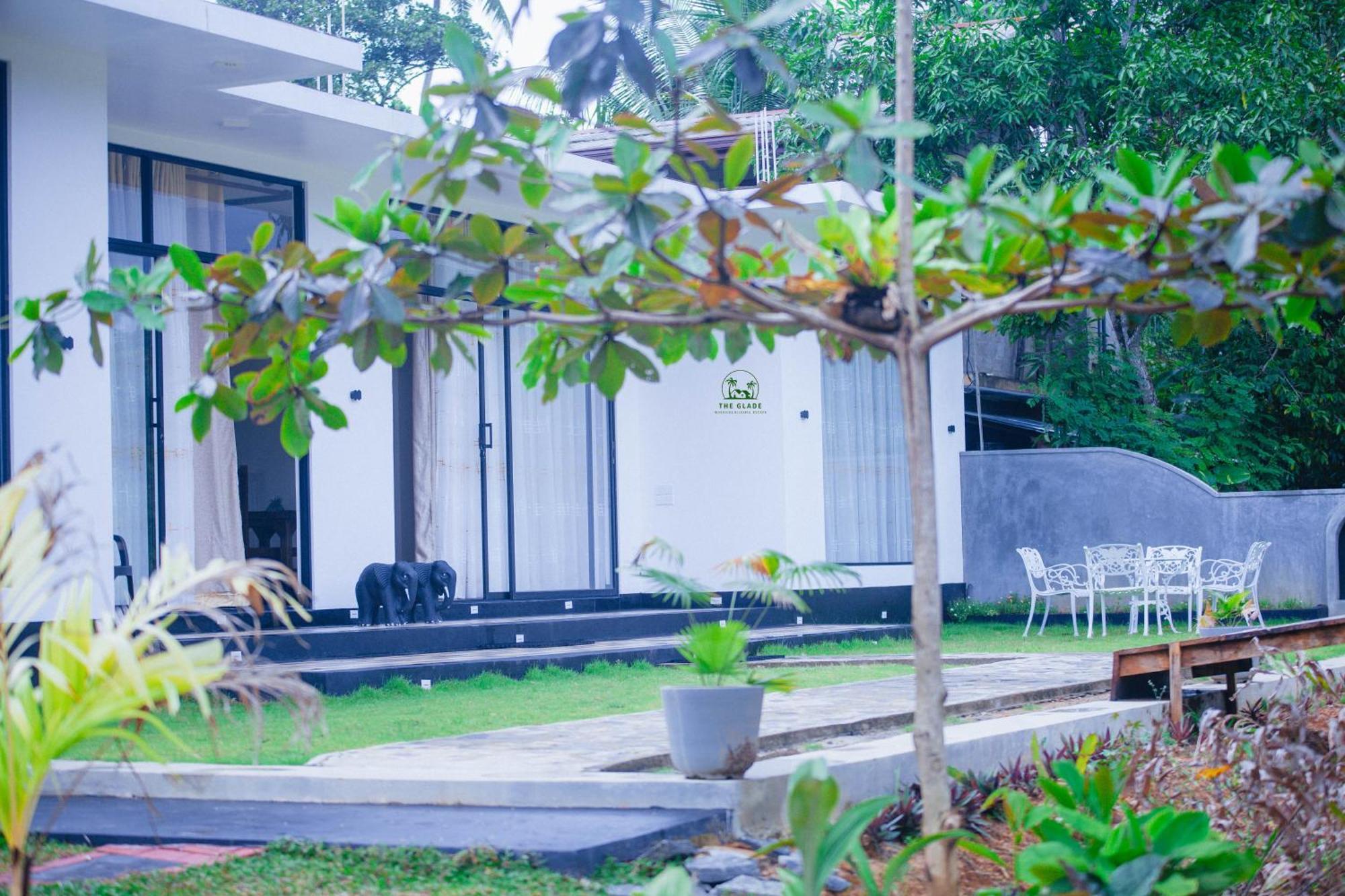 The Glade Aparthotel เวลิกามา ภายนอก รูปภาพ