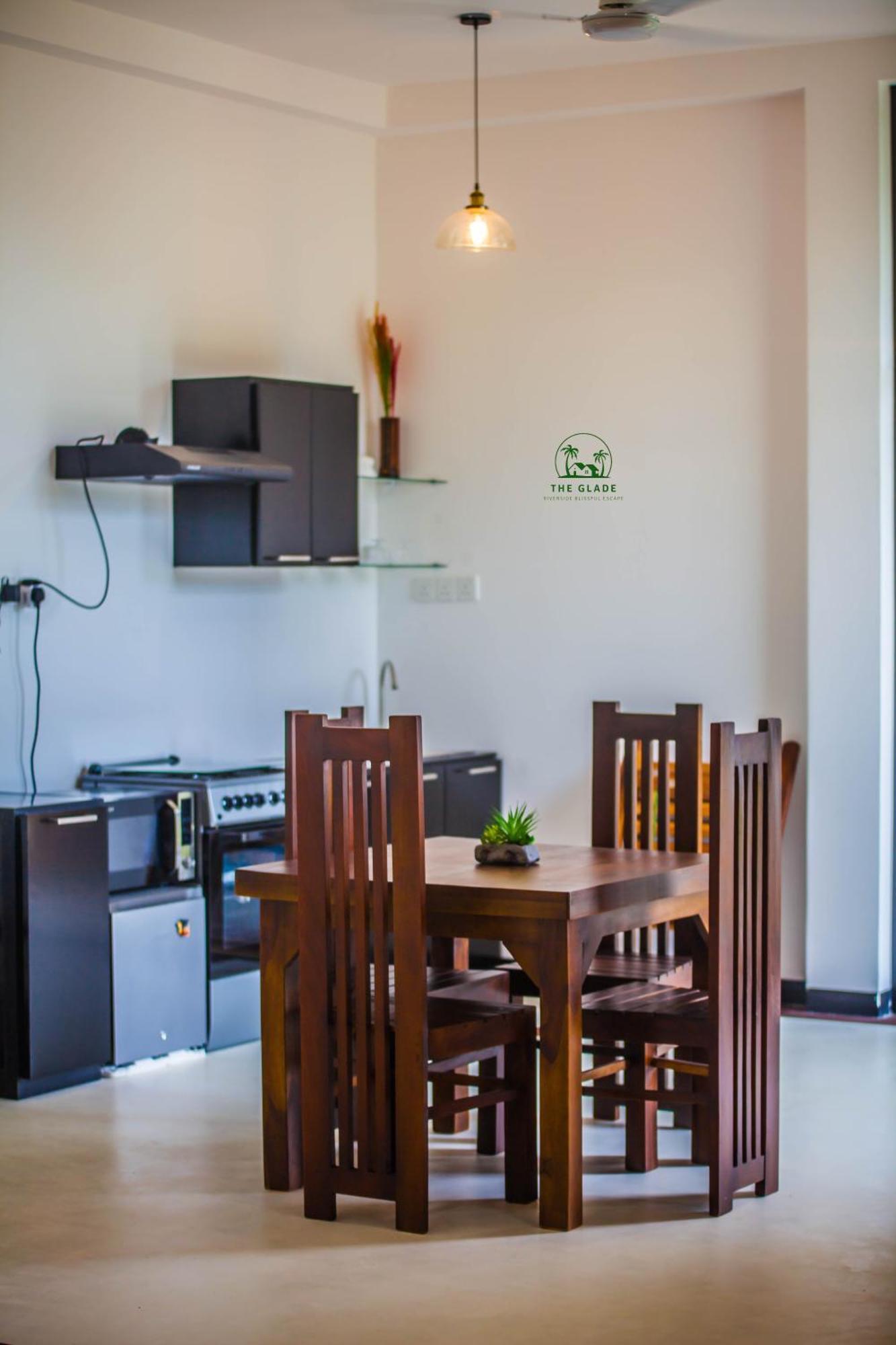 The Glade Aparthotel เวลิกามา ภายนอก รูปภาพ