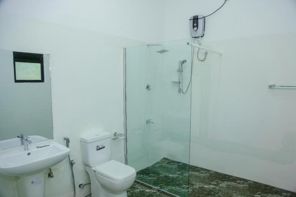 The Glade Aparthotel เวลิกามา ภายนอก รูปภาพ